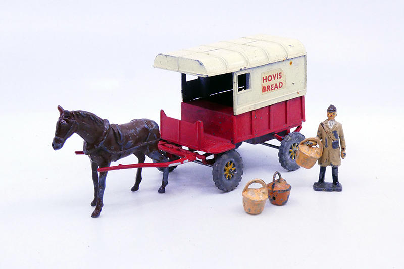 Charbens - attelage fourgon Hovis Bread