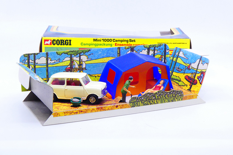 Corgi Toys - BMC Mini 1000 avec tente de camping 38