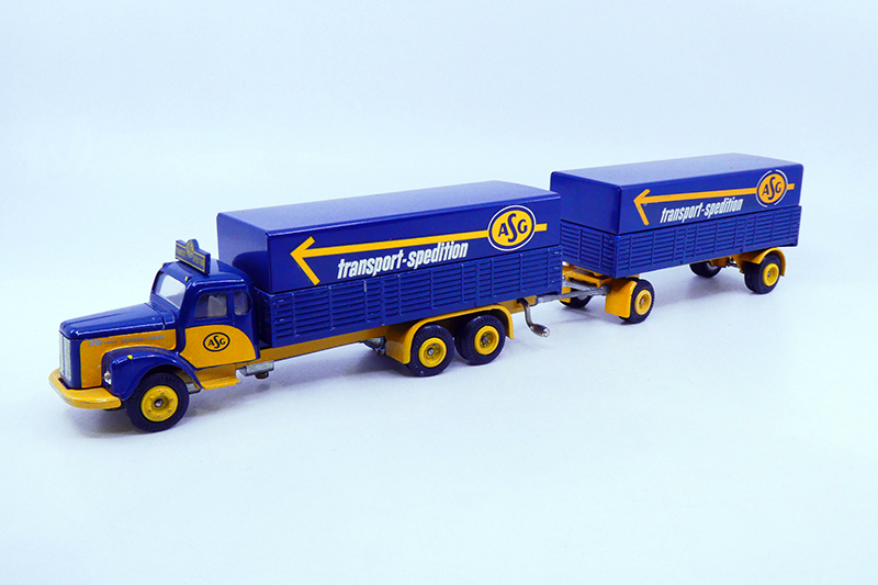 Tekno - Scania 76 ridelles bâché avec remorque ASG 450