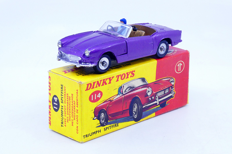 Dinky Toys GB - Triumph Spitfire 114