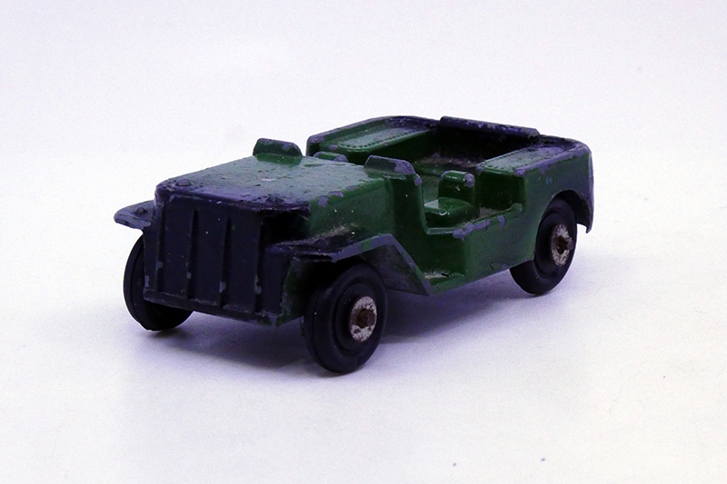 Milbo - Willys Jeep camouflé