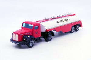 Tekno - Scania 76 semi remorque citerne Scania Vabis 447