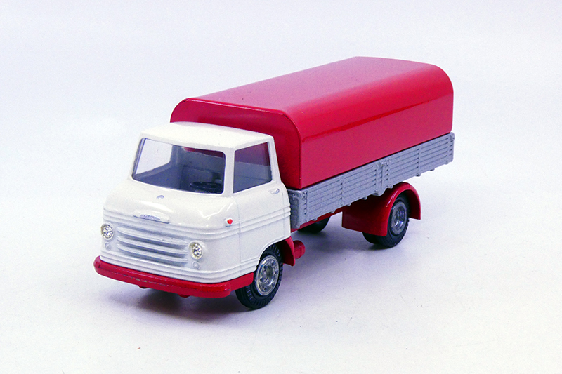 Tekno - Volvo Express camion ridelles bâché 456