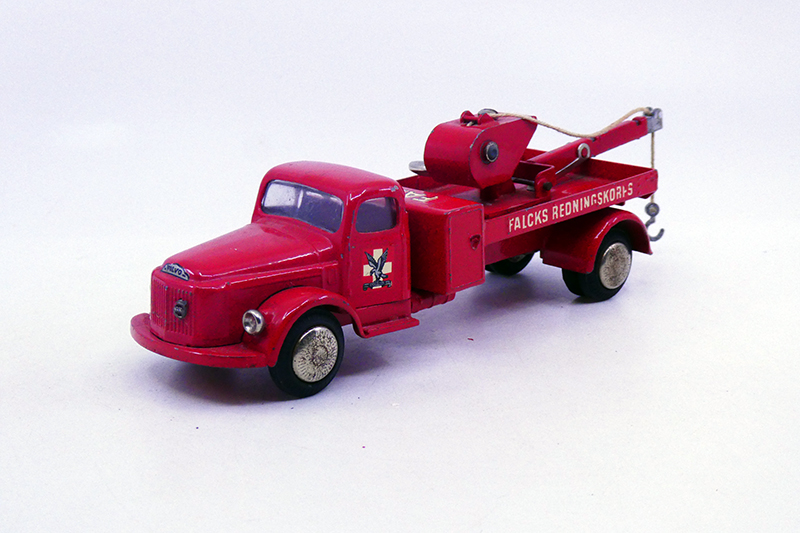 Tekno - Volvo N88 dépanneuse Falck Redningskorps 436