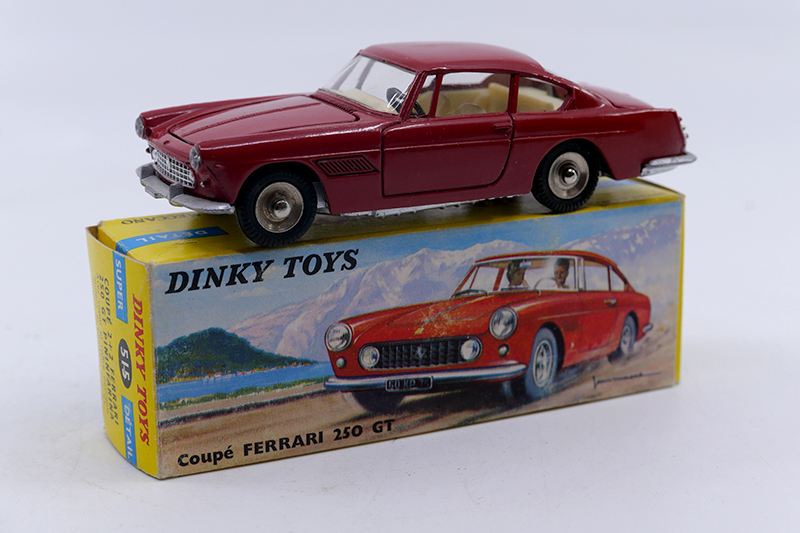 Dinky Toys France - Ferrari 250 GT coupé 515