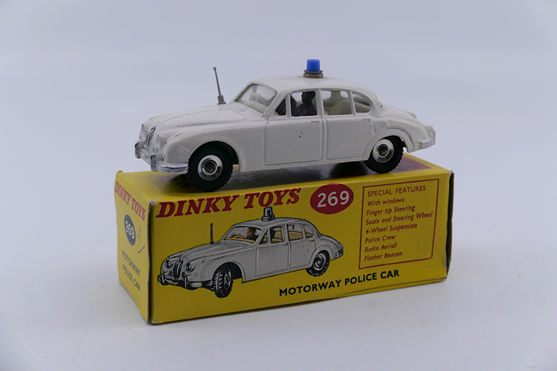 Dinky Toys GB - Jaguar 3,4 police 269