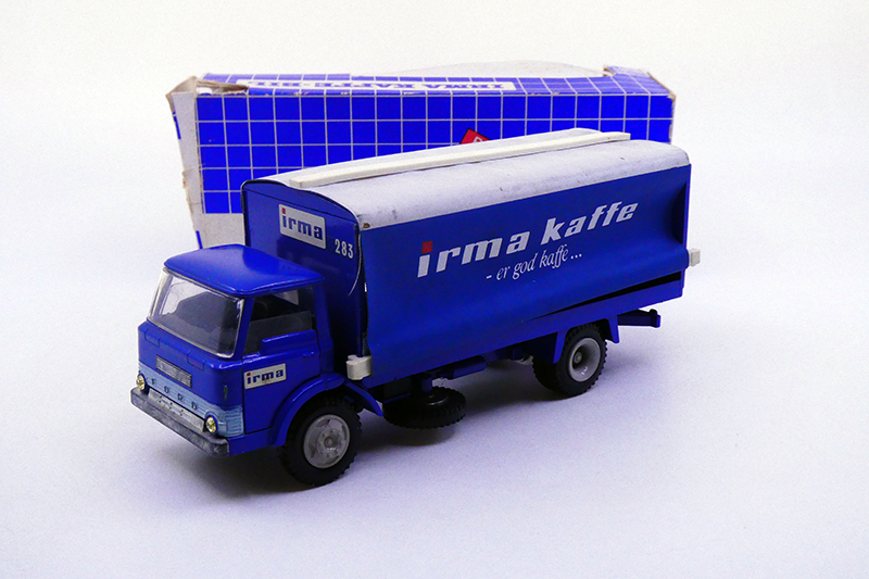 Tekno - Ford D800 plateau brasseurIrma Kaffe 918