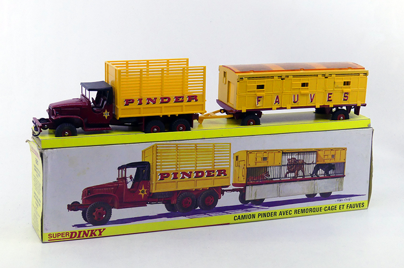 Dinky Toys France - GMC camion caisse et remorque fauve Pinder 881
