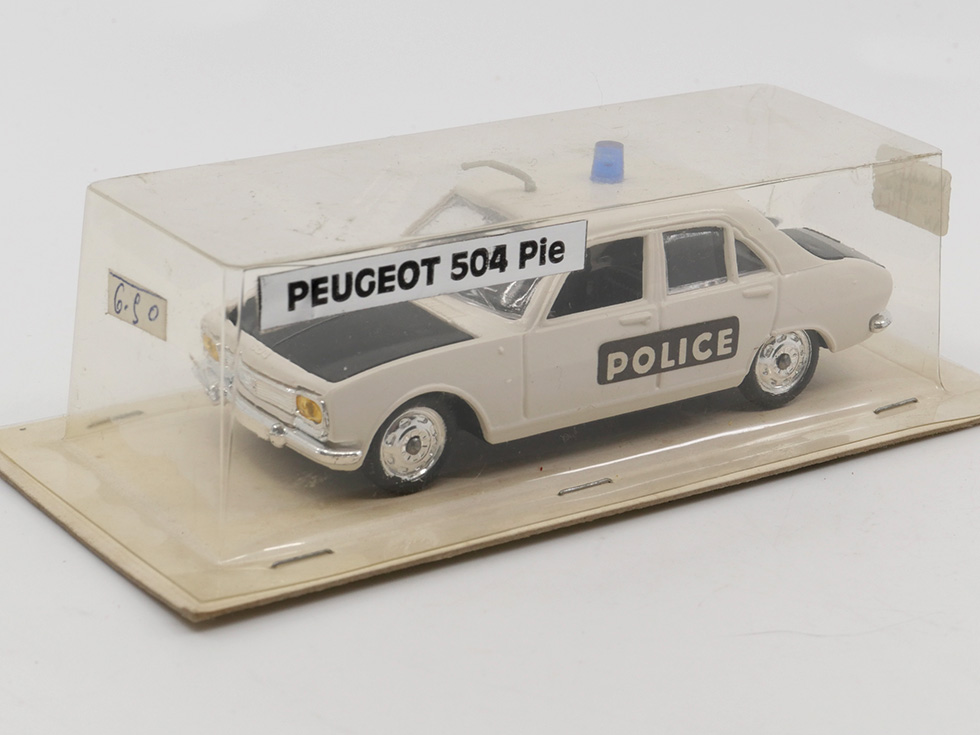Minialuxe - Peugeot 504 police pie