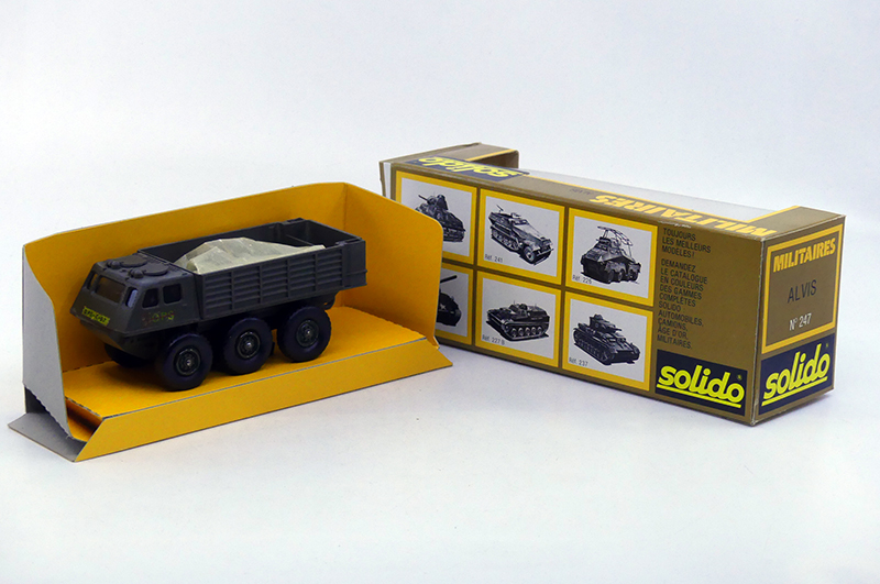 Solido - Alvis engin à 6 roues amphibie 247