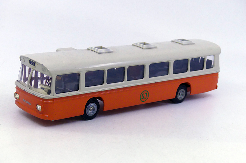 Tekno - Scania CR76 bus SJ 851